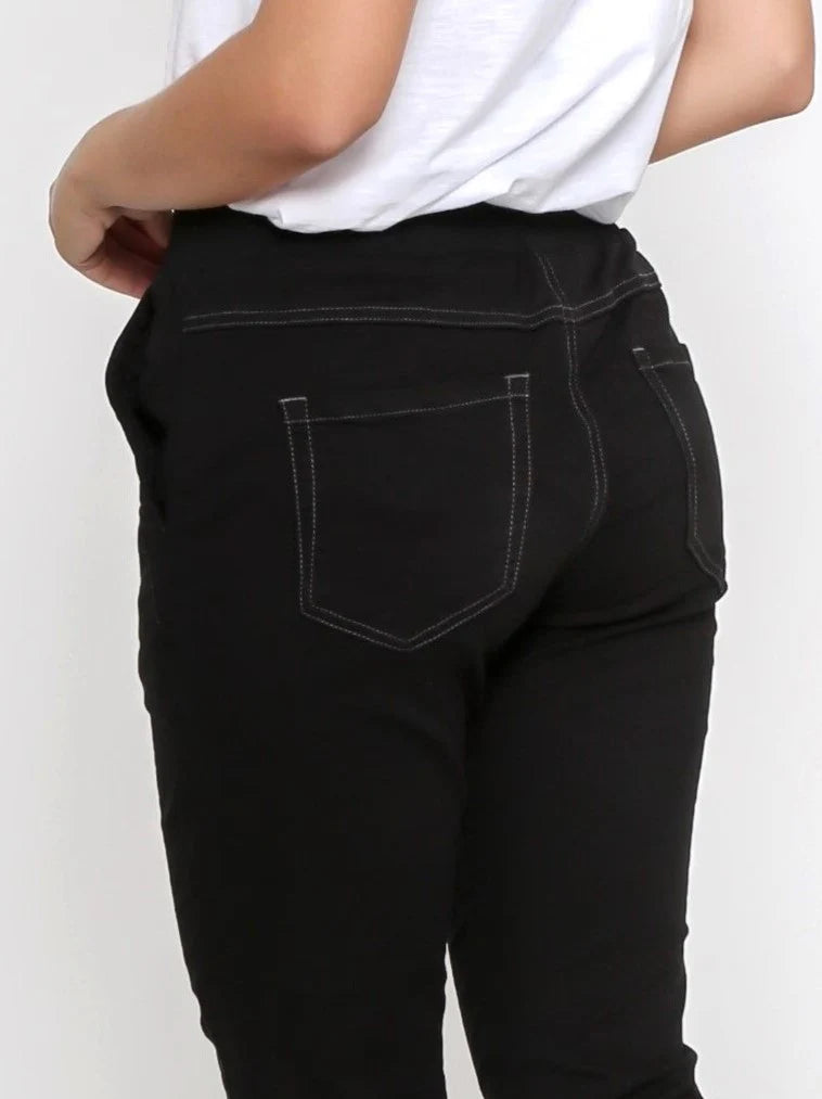 Riley Black Jogger