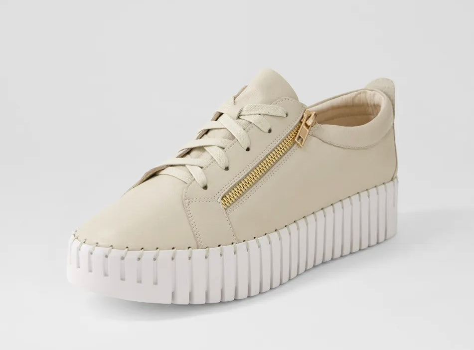 Bump Macadamia Leather