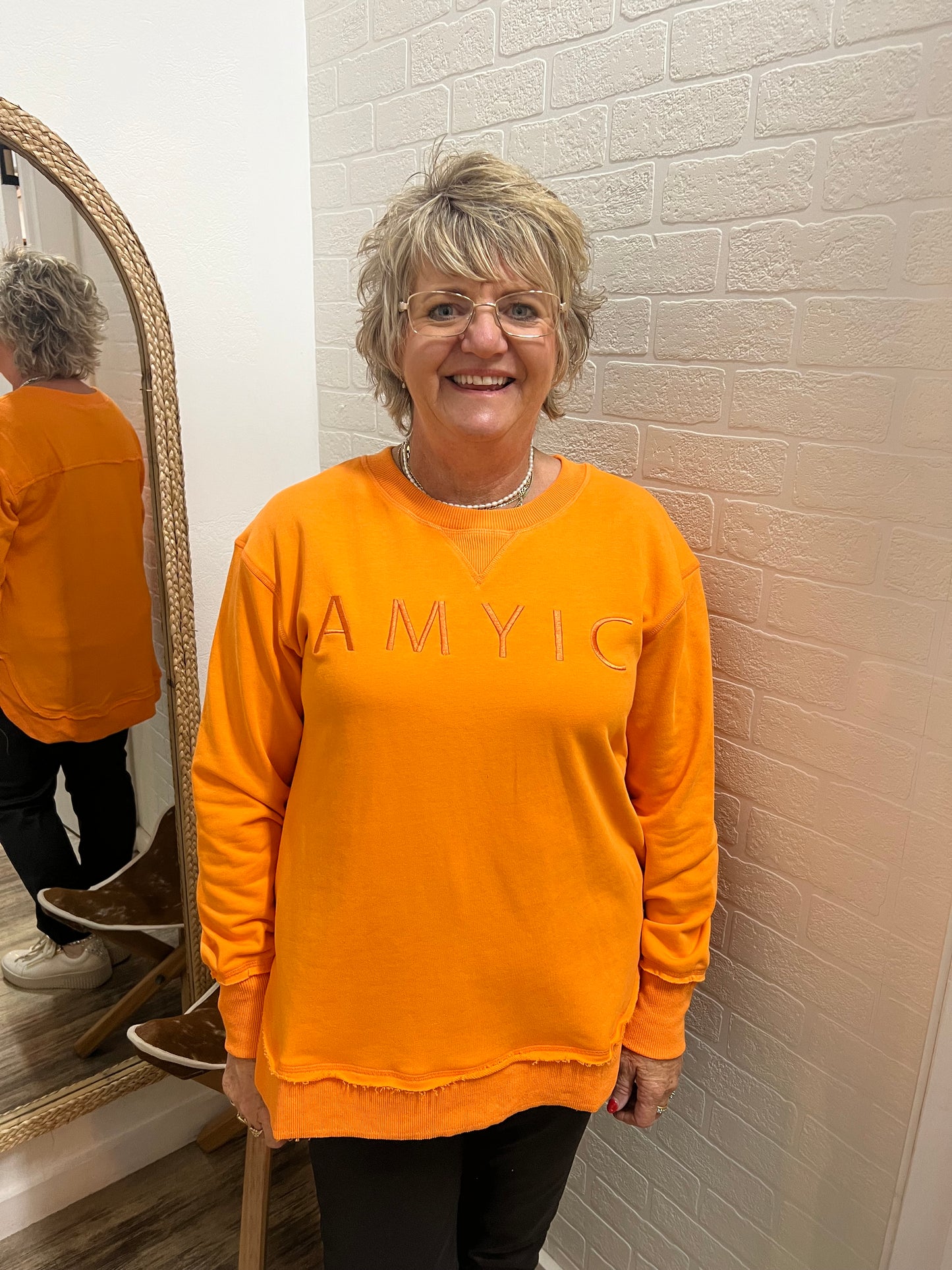 Amyic Orange