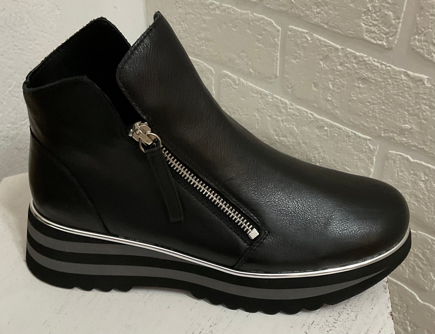 Evol Black-Blk & Charcoal Sole