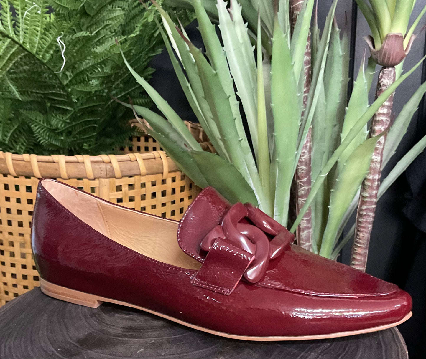 Socoros Wine Patent Leather