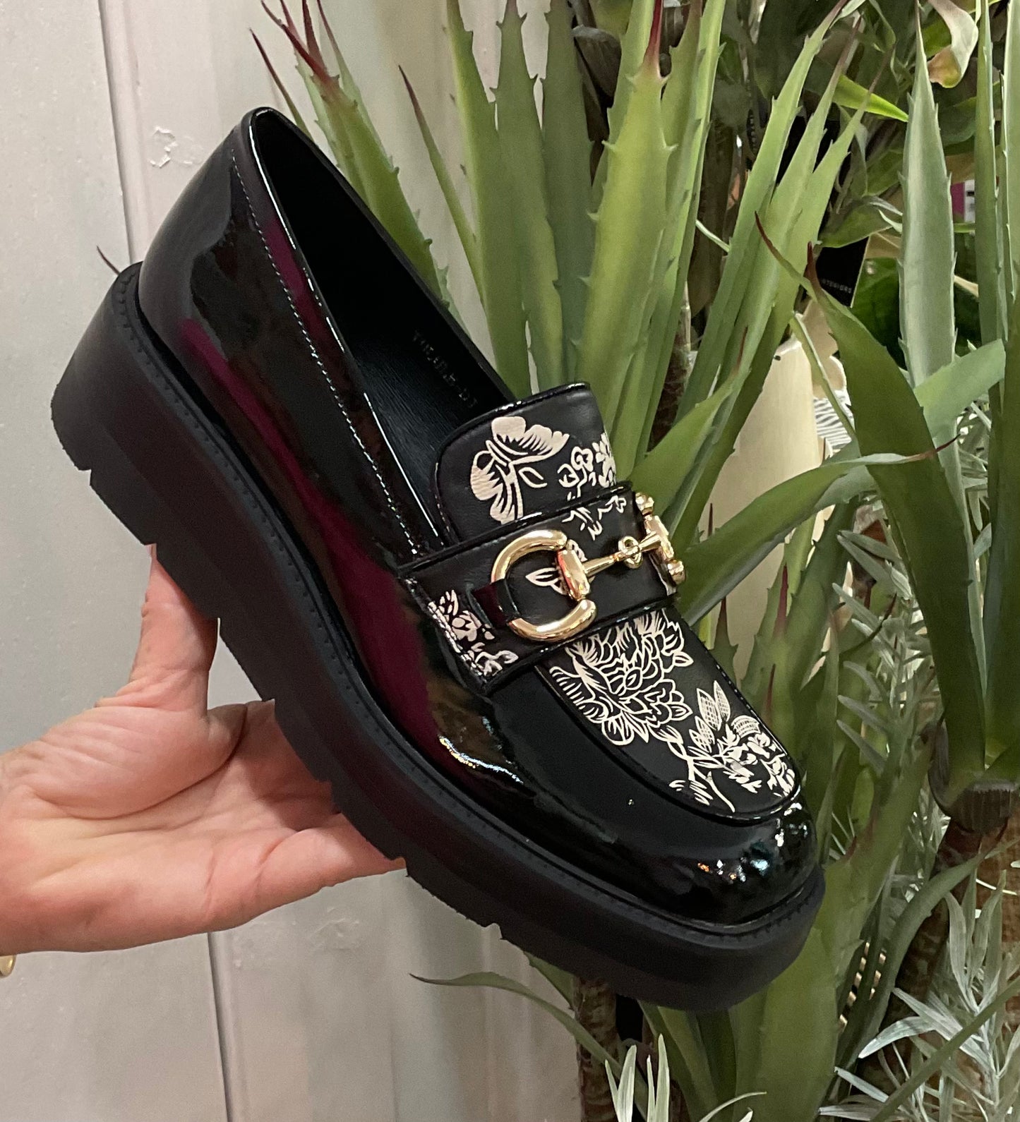 Tulule Black-Black & Milk Floral
