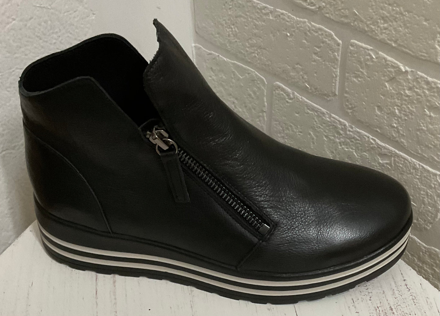 Vimma Black - Emelda's Shoes