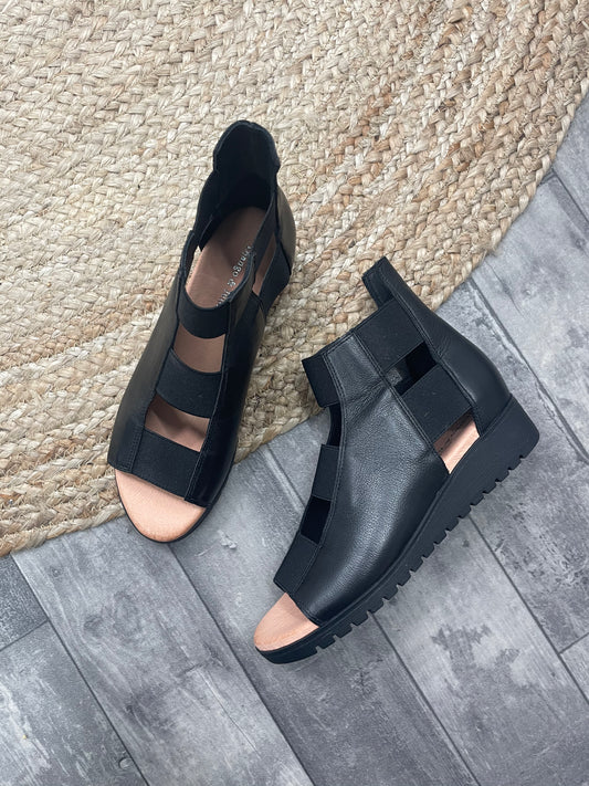 Macaron Sandal - Emelda's Shoes