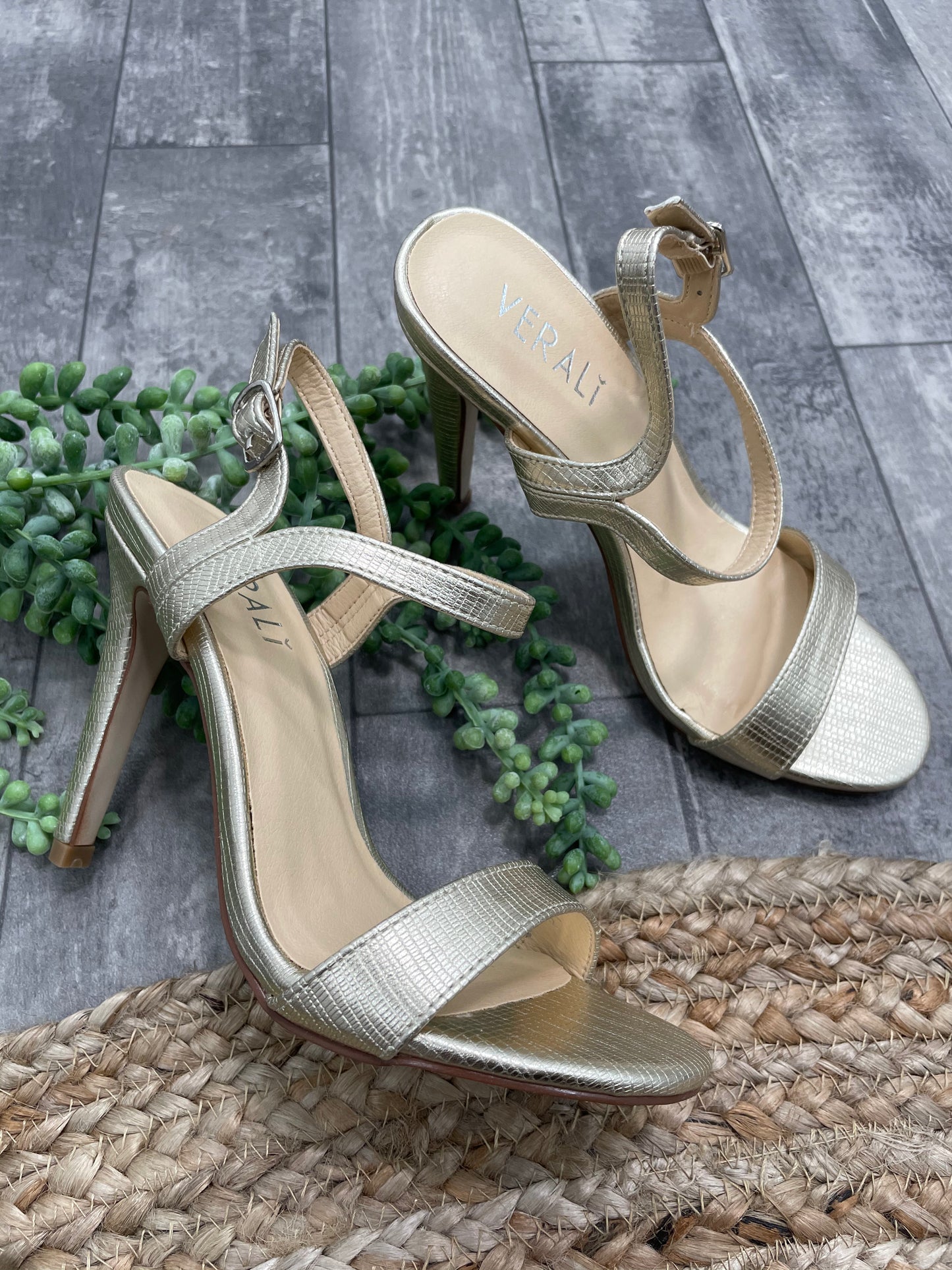 Oliver Heel - Emelda's Shoes