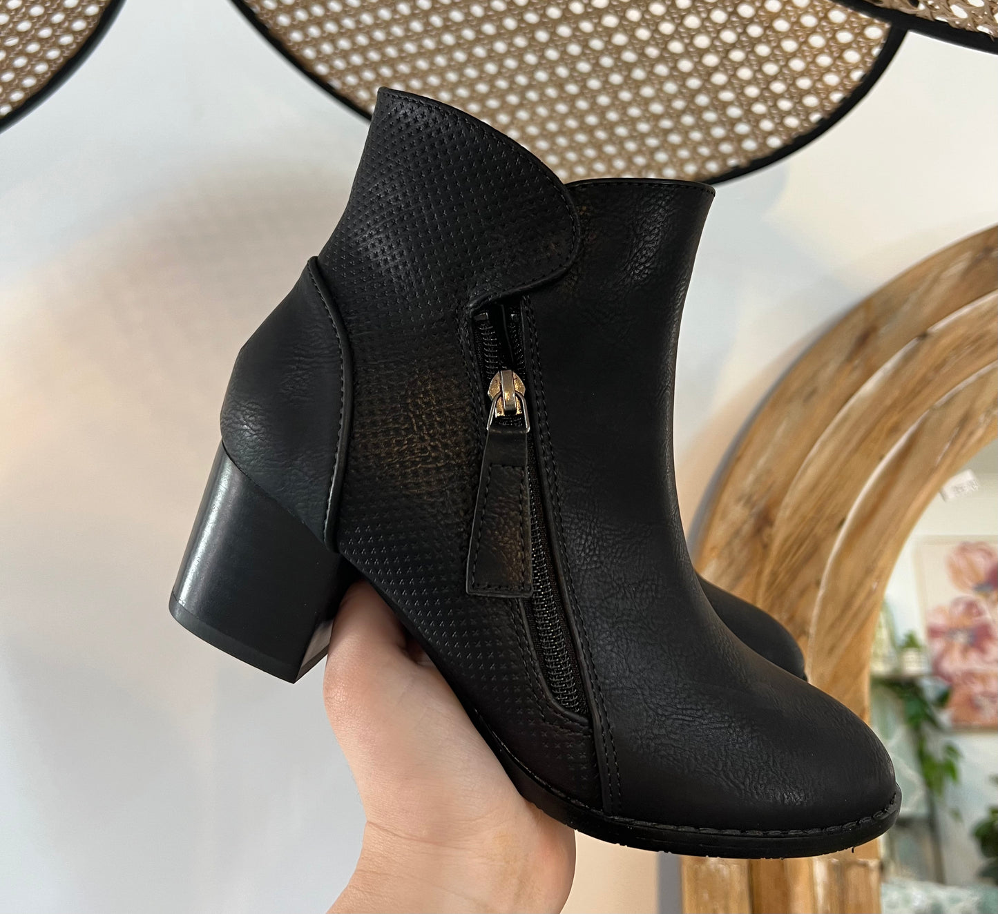 Whitney Boot