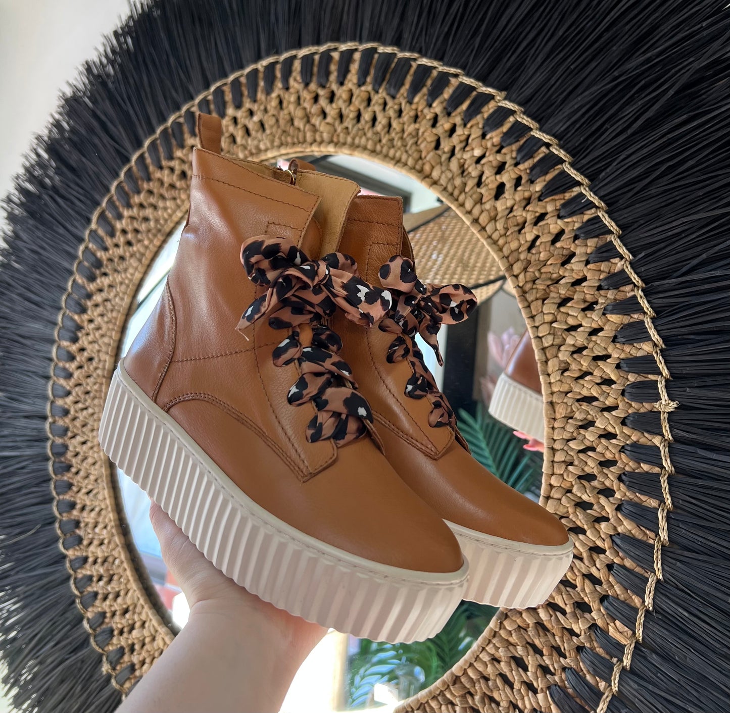 Udilia-DJ - Emelda's Shoes