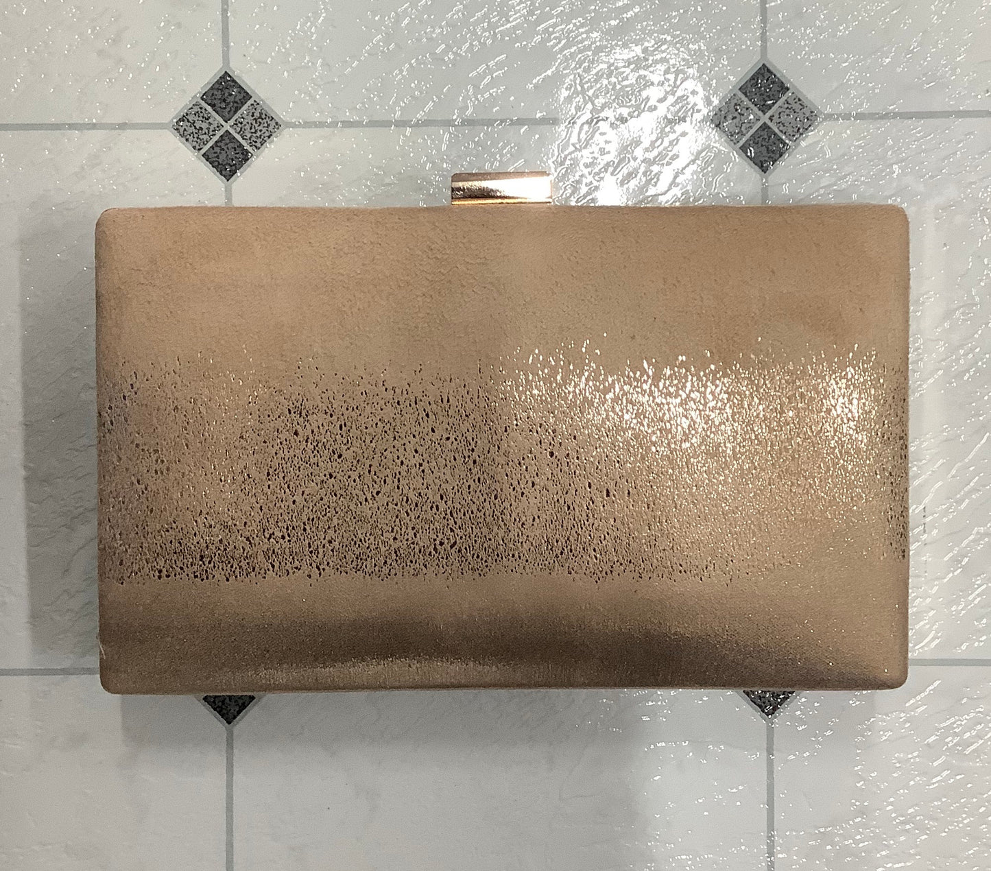 Gave clutch - Emelda's Shoes