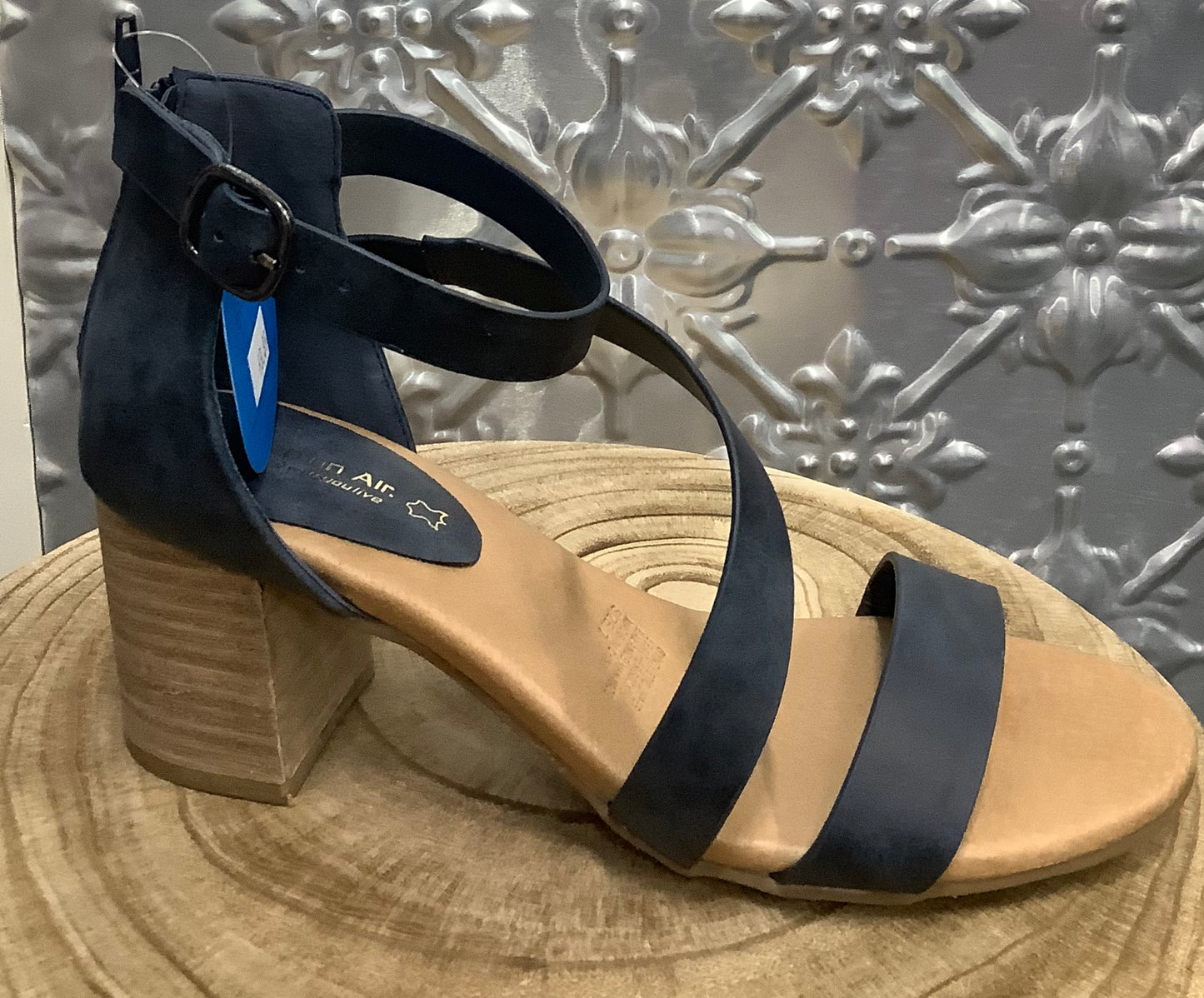 Step On Air Facts Navy - Emelda's Shoes