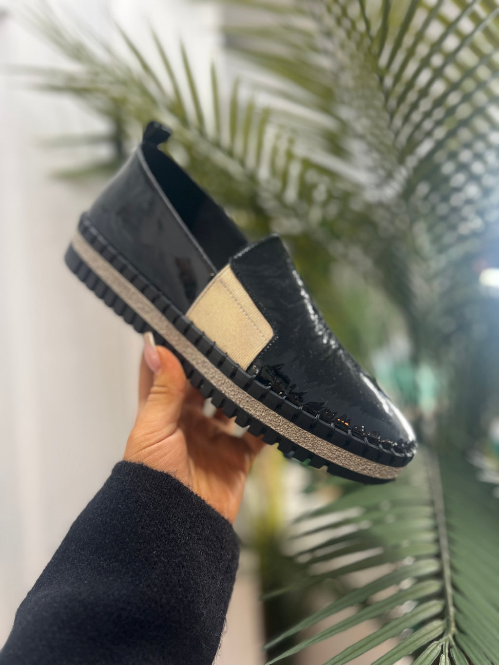 Manville Black/Gold Patent - Emelda's Shoes