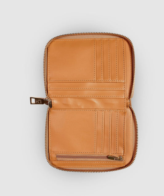 Aria Tan Wallet