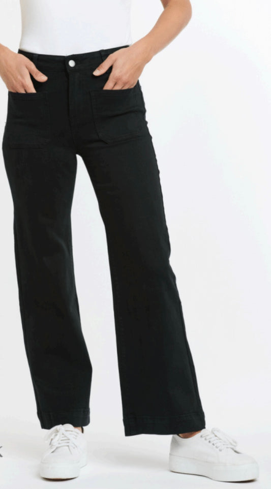 Bobbi 7/8 Jean Black