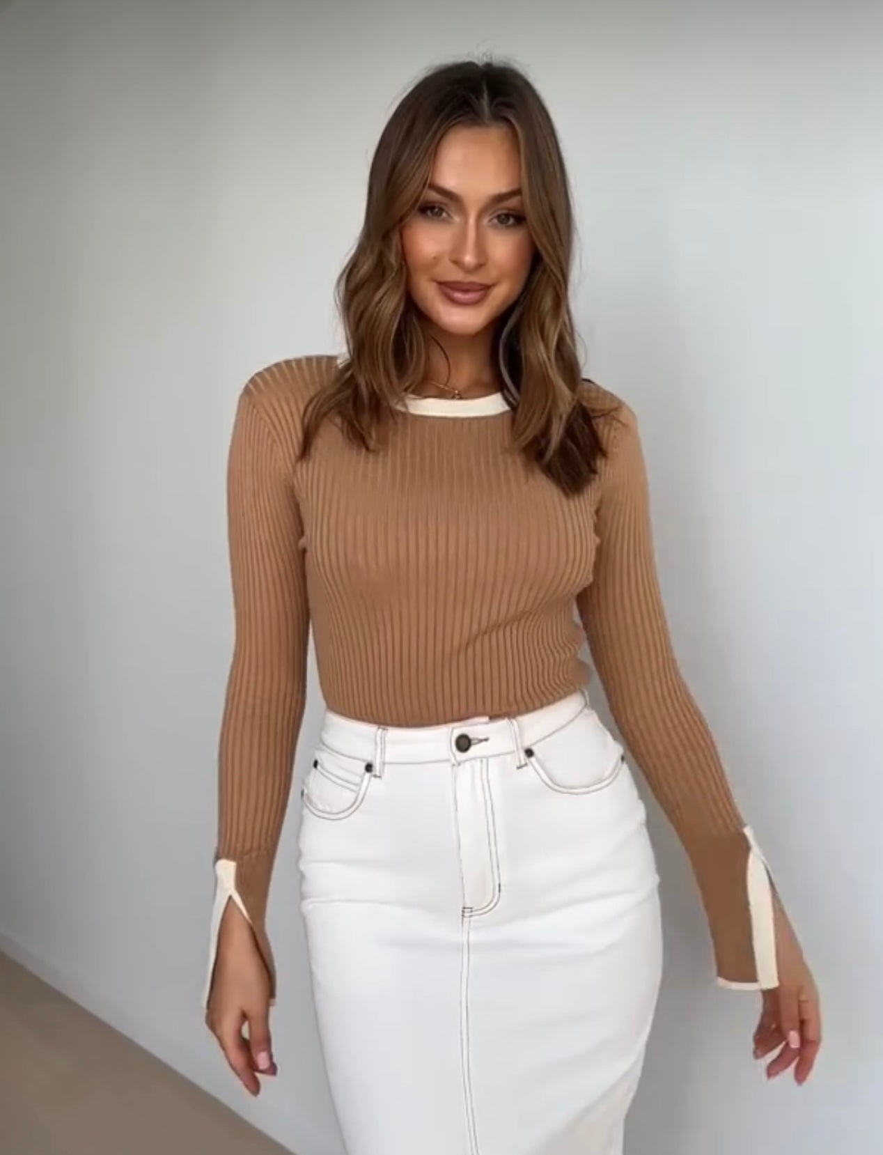 Tan/Cream Ribbed Knit