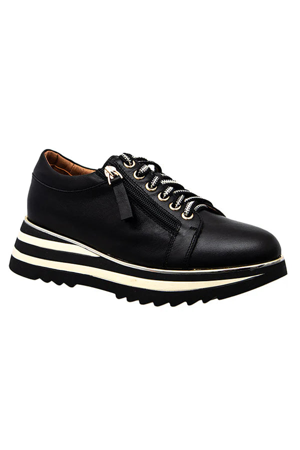 Hosting Black - Emelda's Shoes