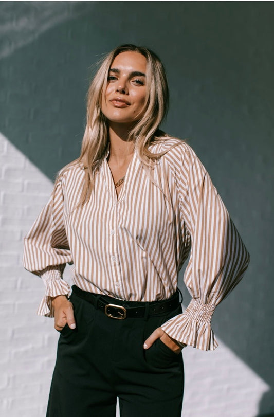 Stripe latte shirt