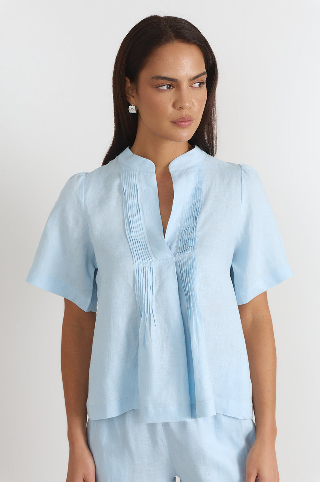 Percy Pleated Linen Blue