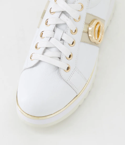 Coralia White/Milk