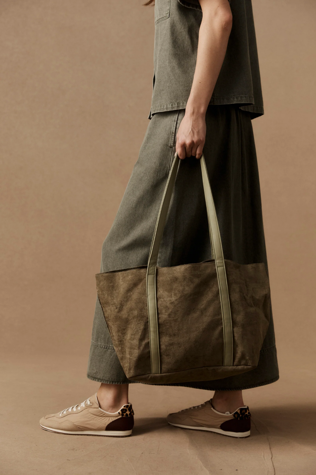 Sable Tote Sage - Emelda's Shoes