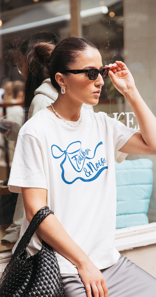 Bow Graphic Tee