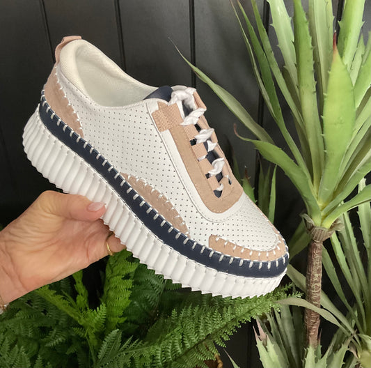 Otago White/Navy/Blush