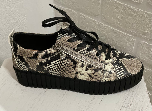Bump Blk/White Snake - Emelda's Shoes