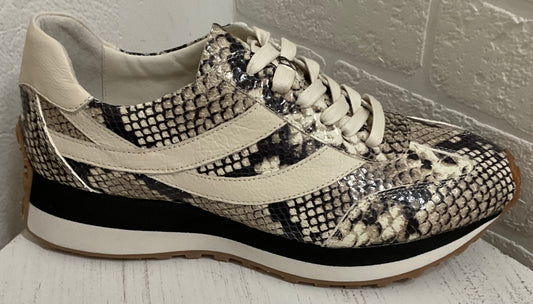 Sheryls Blk & White Snake leather - Emelda's Shoes