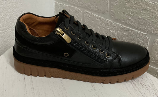 Wren Black - Emelda's Shoes