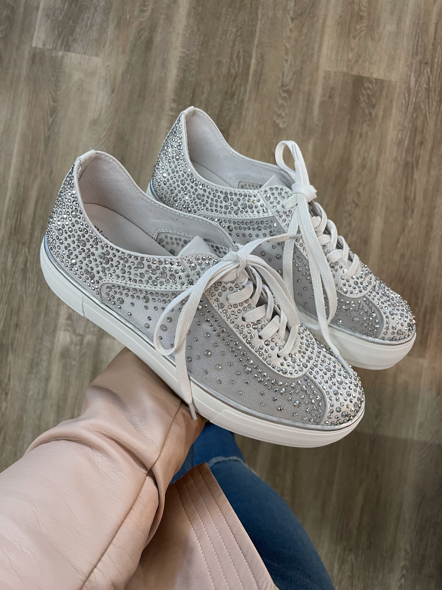 Flip White Shimmer - Emelda's Shoes