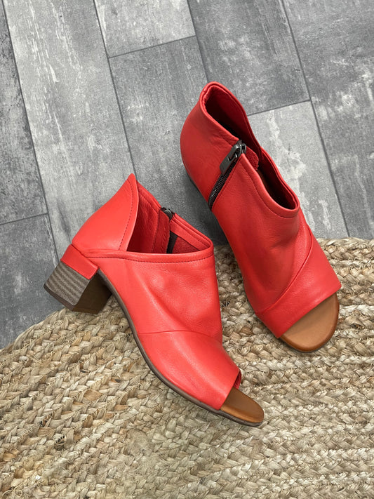 Barclay Heel - Emelda's Shoes