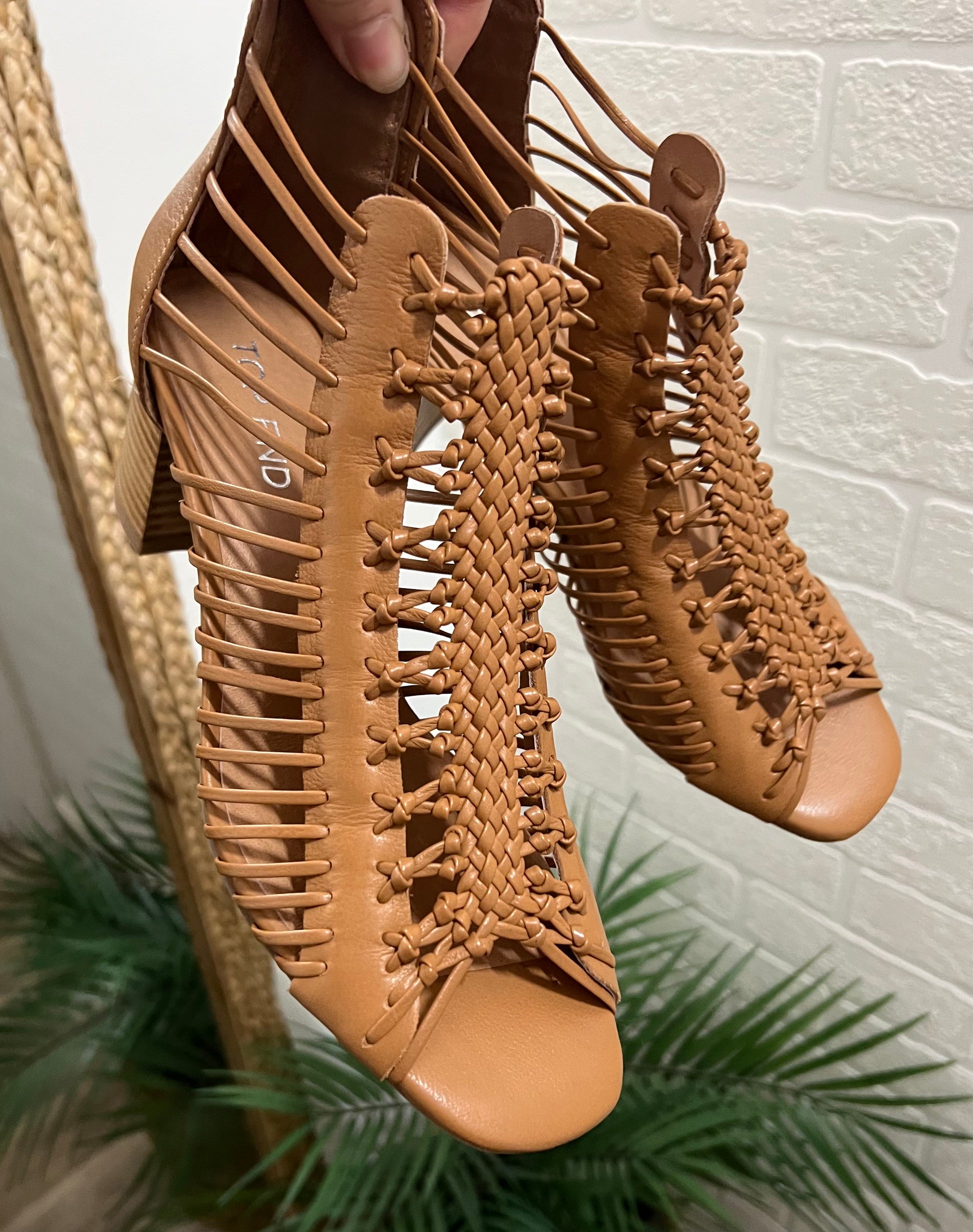 Glendora Heel - Emelda's Shoes
