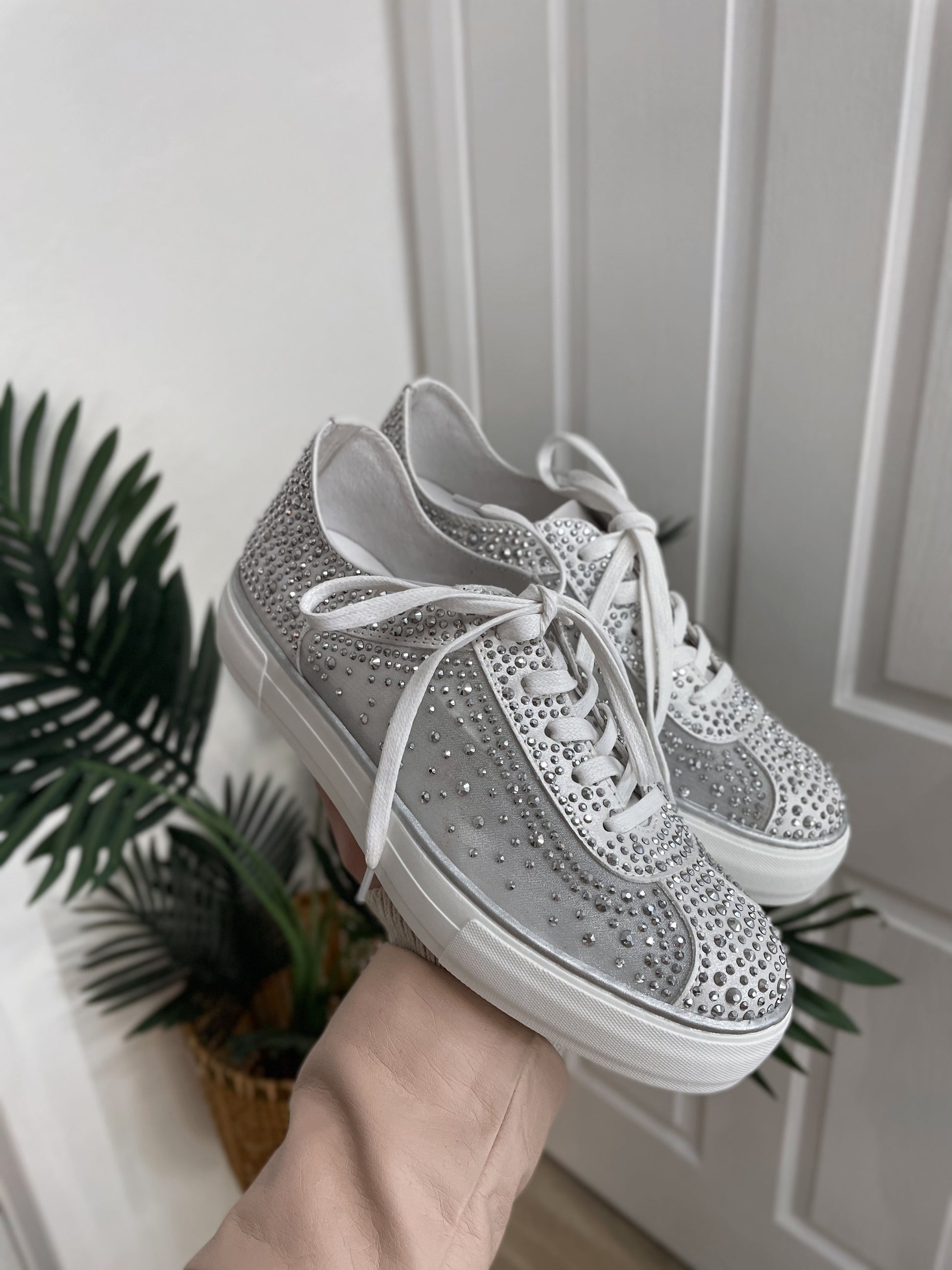 Flip White Shimmer - Emelda's Shoes